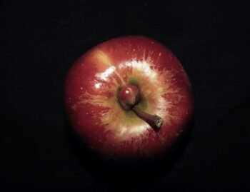 Os Benefícios da maçã vermelha para a saúde