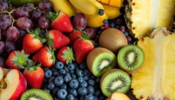 9 frutas que podem ser congeladas: dicas e benefícios