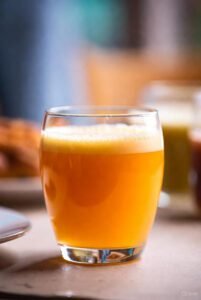 Suco de laranja excelente em vitamina C para a saúde