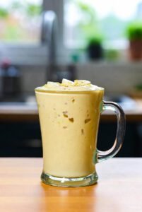 Vitamina de banana com aveia e seus benefícios