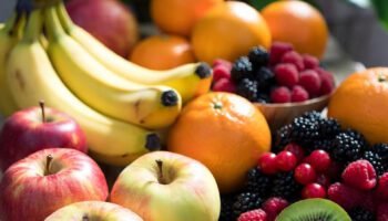 “Frutas ricas em fibras: conheça as melhores opções”